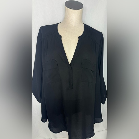 torrid Tops - Torrid Elegant Black Women's Top sheer with front pockets 3/4 sleeves size 2